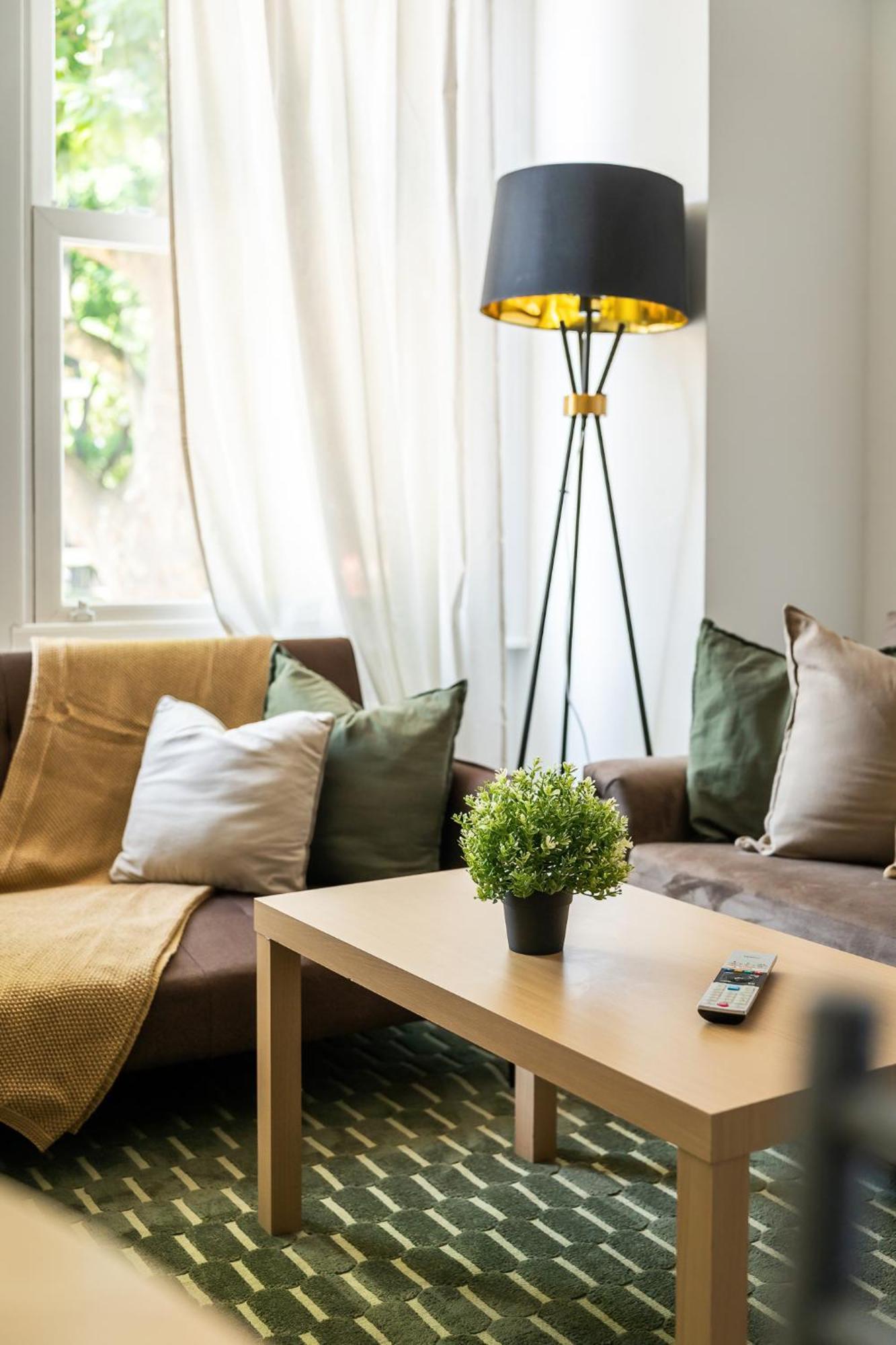 Gorgeous 2Bed Apartment In Fulham, London Exterior photo